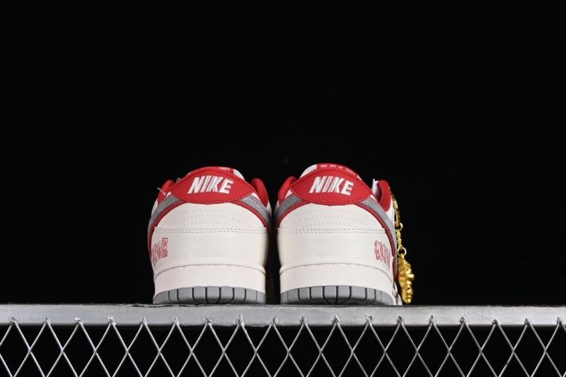 Nike Dunk Shoes